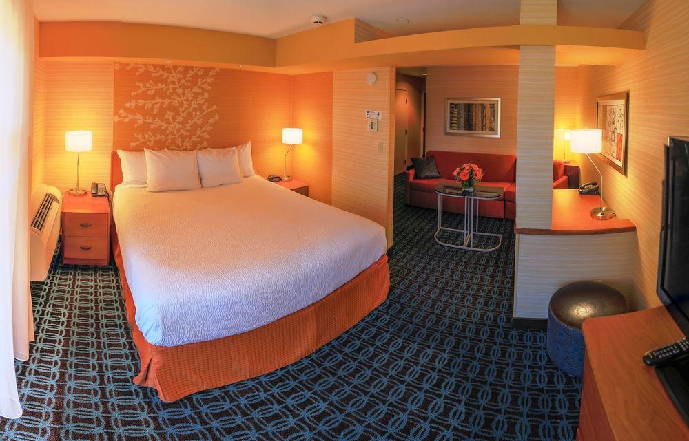 Fairfield Inn And Suites By Marriott San Jose Airport Exterior photo