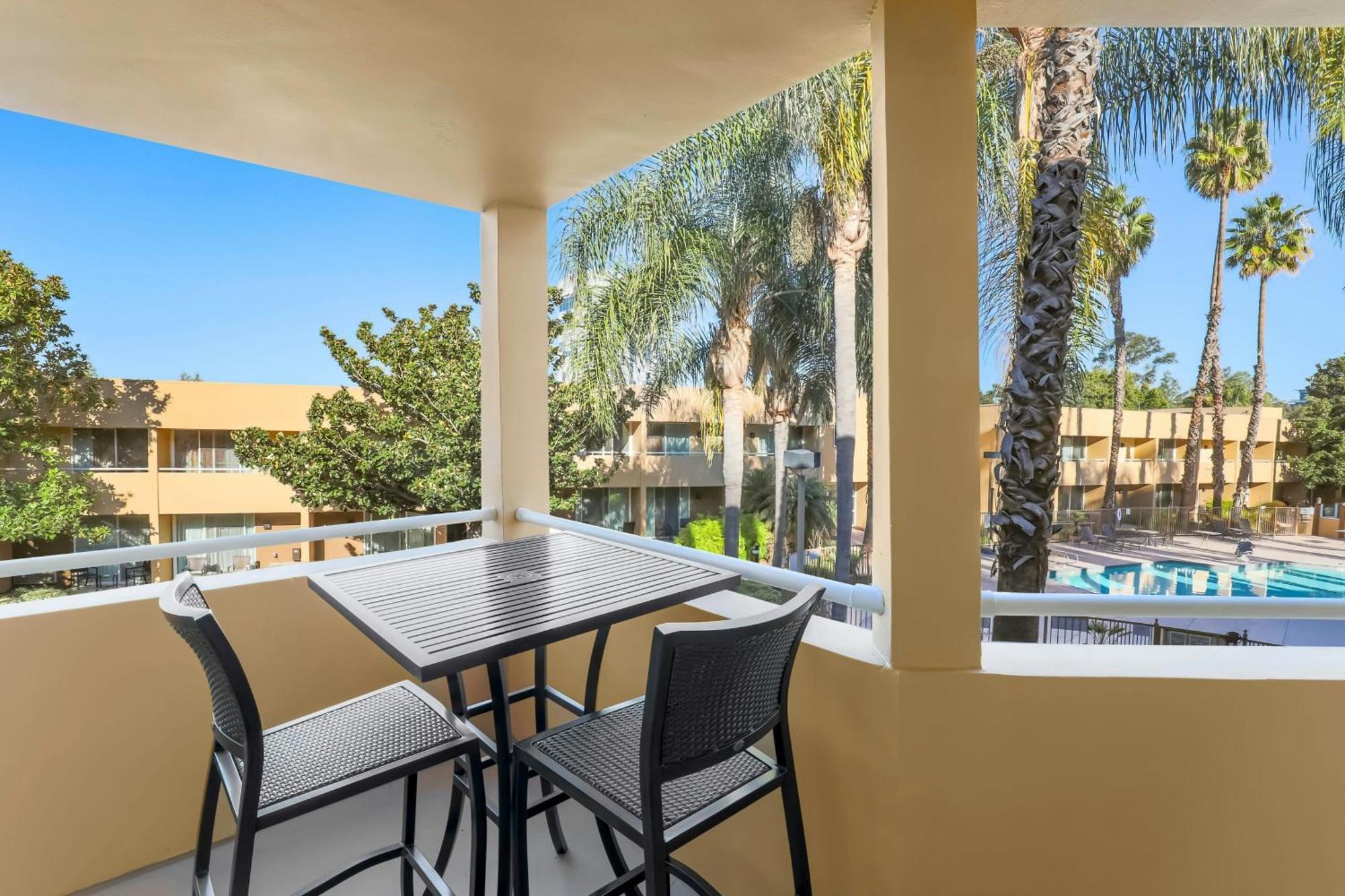 Fairfield Inn And Suites By Marriott San Jose Airport Exterior photo