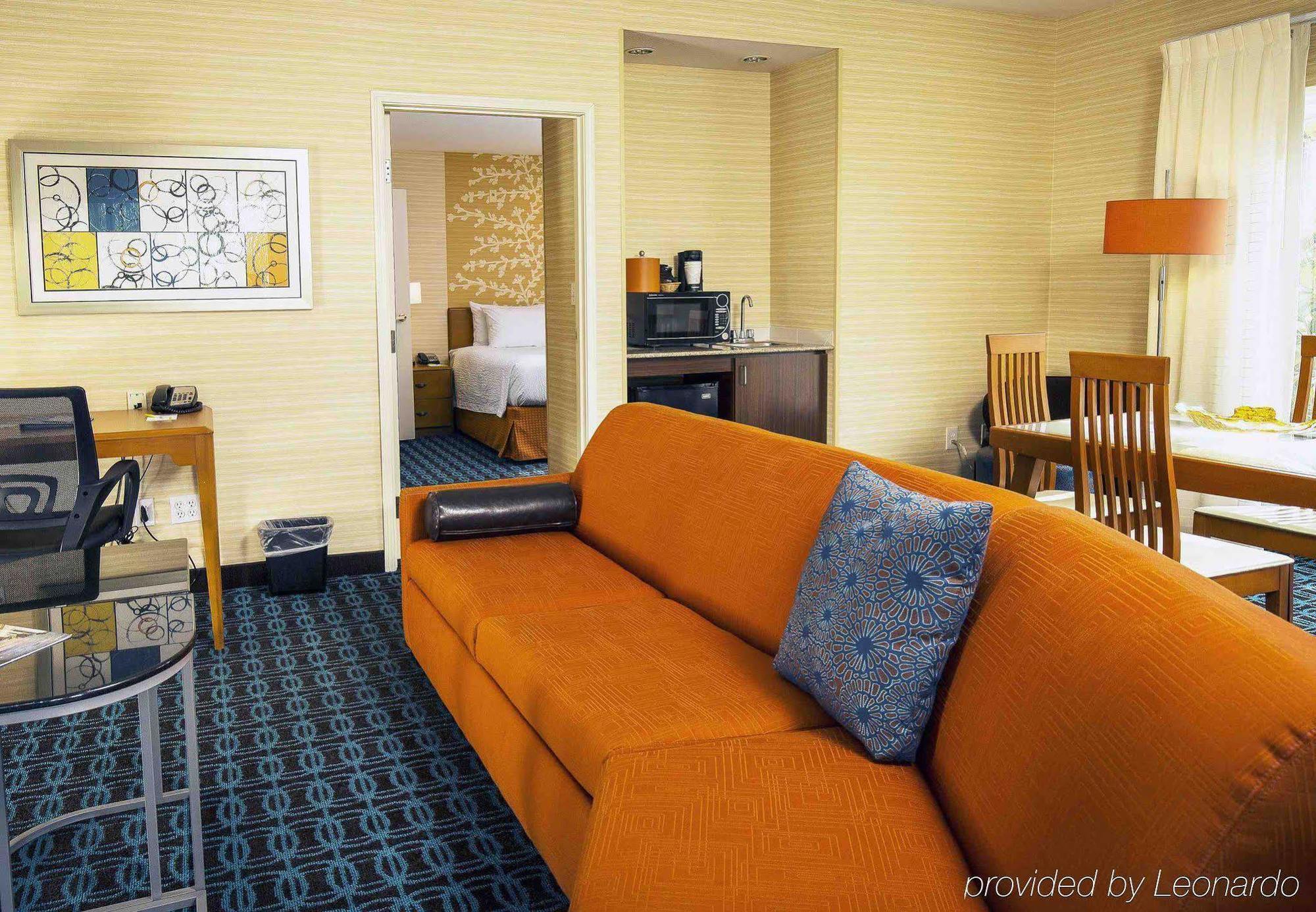 Fairfield Inn And Suites By Marriott San Jose Airport Exterior photo
